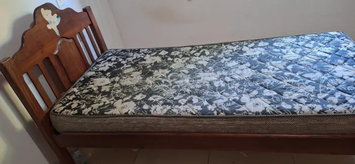 Vende-se colchão usado 