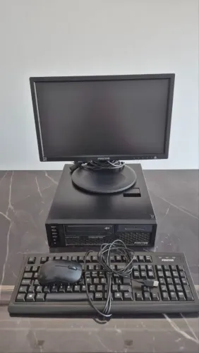 PC desktop Positivo (completo) - para escritório - I3 / 8GB / 1TB