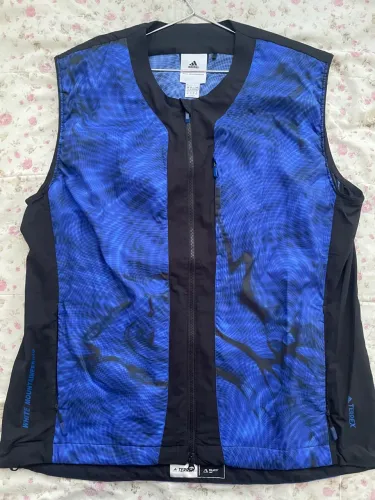 Colete esportivo Adidas Terrex