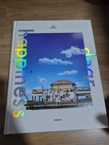 Grupo K-Pop EXO photobook Dear Happiness