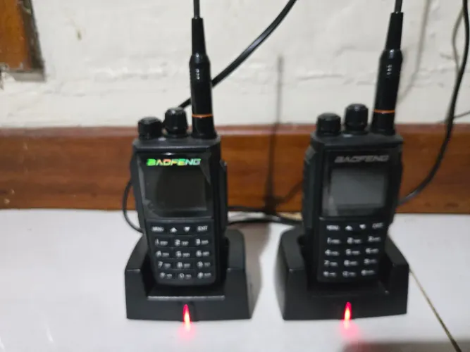 Rádios baofeng UV G26 (par)