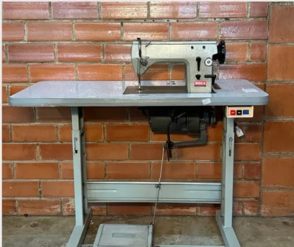 MÁQUINA DE COSTURA ZIGZAG INDUSTRIAL MEGA
