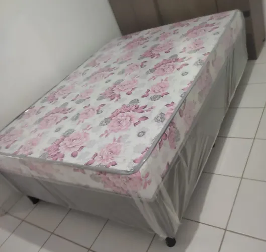 Cama Box Casal com Desenho Floral