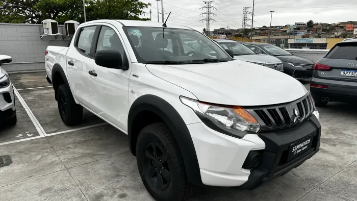 L200 21/22 diesel com 60 mil km 