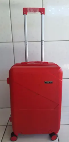 Mala de viagem Média está em Ariquemes.