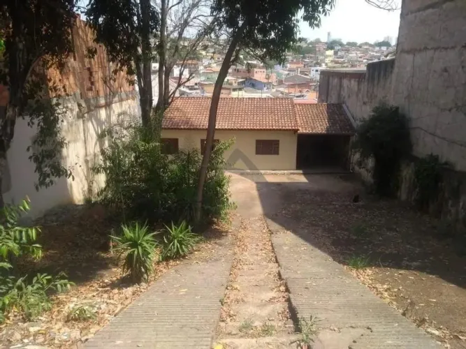 Casa à venda em Campinas, Parque São Quirino, com 3 quartos, com 66 m²