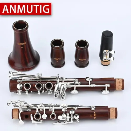 Clarinete Anmutig H32 em Jacarandá 17/18 chaves prata Sib