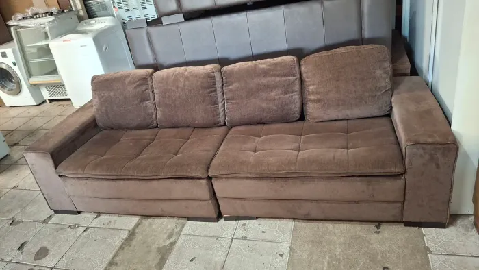 Sofá bipartido 2,70cm Marrom Confortável
