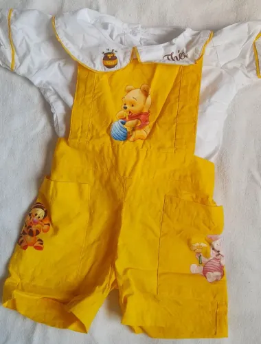 Roupa temática ursinho Pooh 1 aninho 