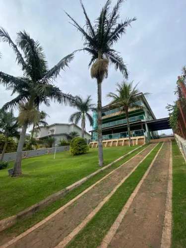 Casa em Condomínio para Locação em Itaquaquecetuba, Jardim do Algarve, 7 dormitórios, 5 su
