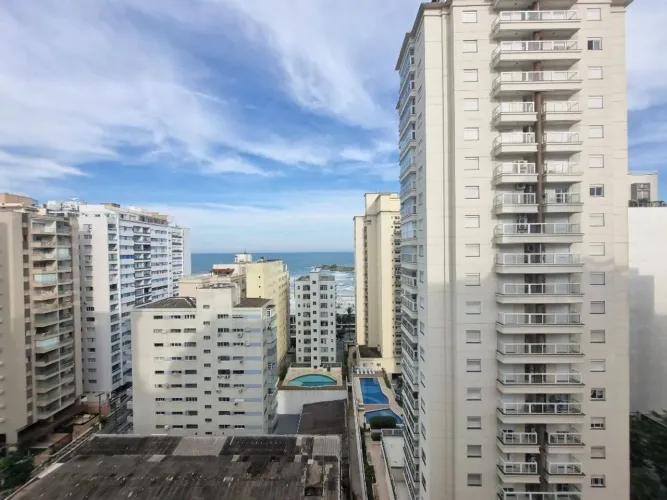 Apartamento para Locação na Praia das Pitangueiras- Guarujá/SP.