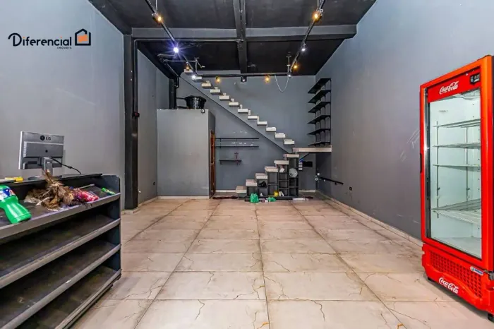 Sala para alugar, 100 m² por R$ 2.853,83/mês - Uberaba - Curitiba/PR