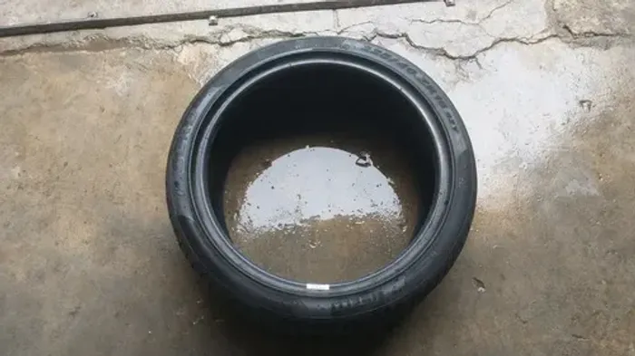 Pneu Pirelli Pzero 225/40 R18 Y