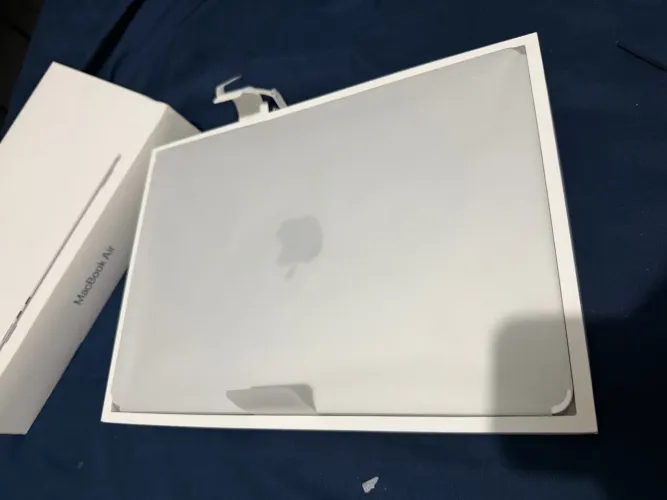 MacBook Air M4