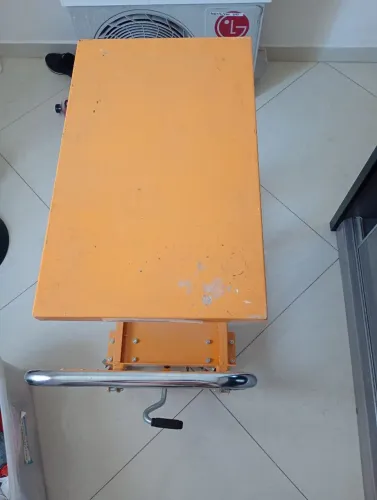 Carrinho de carga hidraulico  