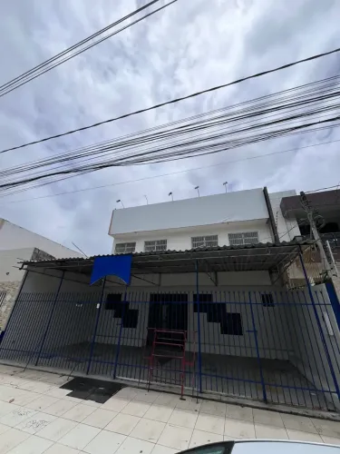 Ponto Comercial à venda na Avenida Josino José de Almeida, bairro Farolândia