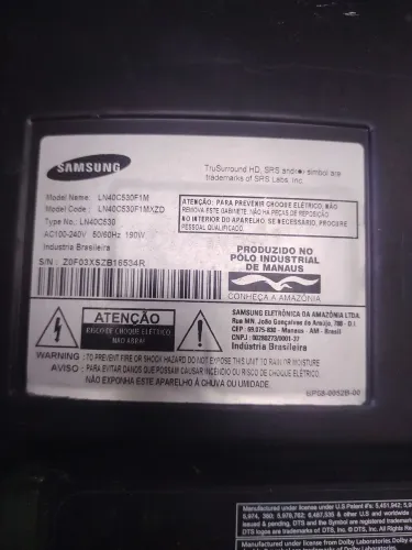 Vendo tv Samsung 40 polegadas modelo ln40c530 obs. nao esta ligando a tela nao esta quebrd