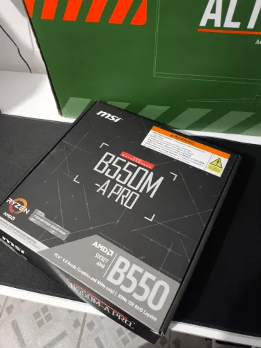 Placa mãe b550m-a pro ddr4 am4 lacrado