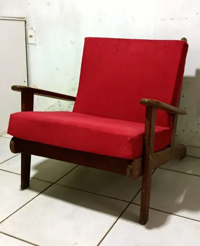 Poltrona Retrô anos 70