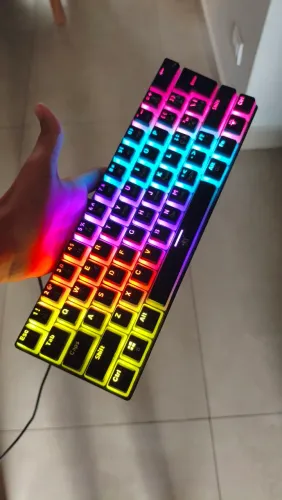 Teclado 60% gamer