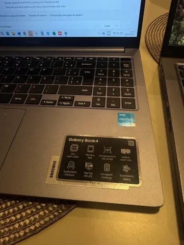 VENDO ASUS M515DA-EJ502T