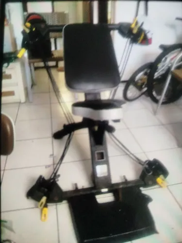 Vendo cadeira para musculação