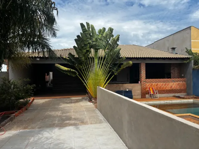 Ótima casa no Santa Amélia- IACANGA