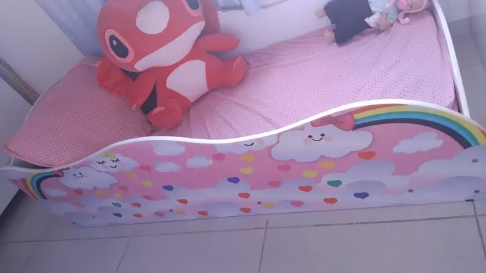 Vendo mini cama menina