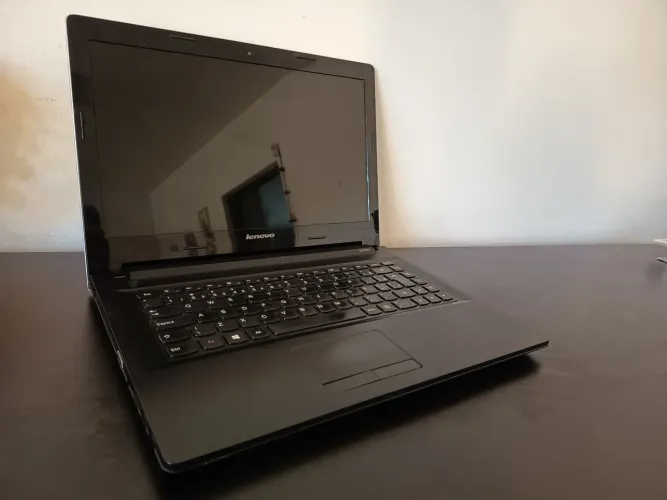 Notebook Lenovo G40-80 Core i5 SSD 250GB Rápido e Funcional