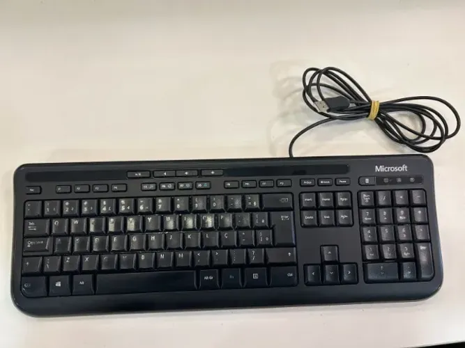 Teclado Microsoft Wired Keyboard 600