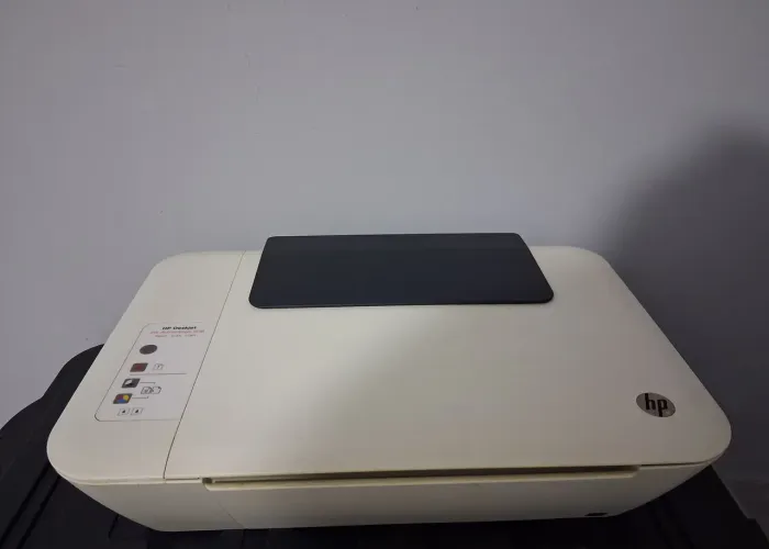 Impressora HP Deskjet Ink Advantage 1516