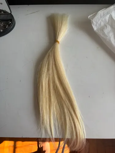 Cabelo humano loiro, castanho e mesclado