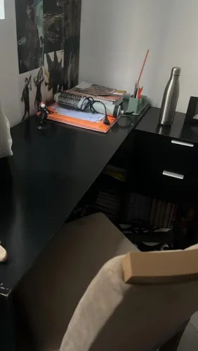 Vendo escrivaninha 100 reais