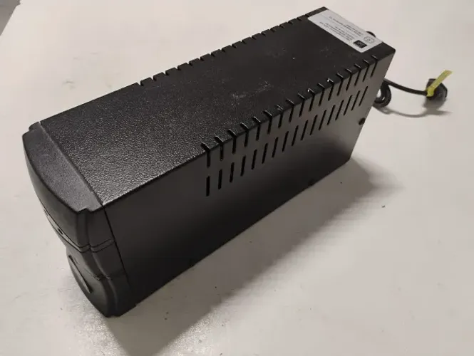 No-break MCM UPS 700 one (2 un)