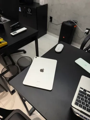 iPad Air 5 Geracao 64Gb