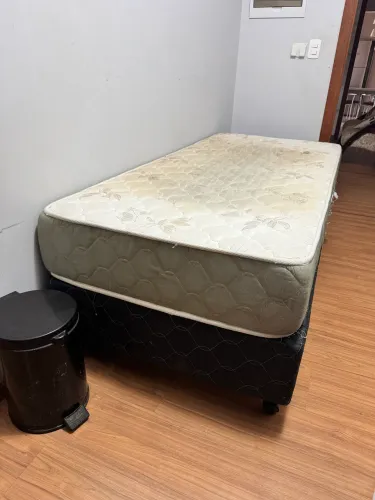 Vendo cama box castor com colchão castor