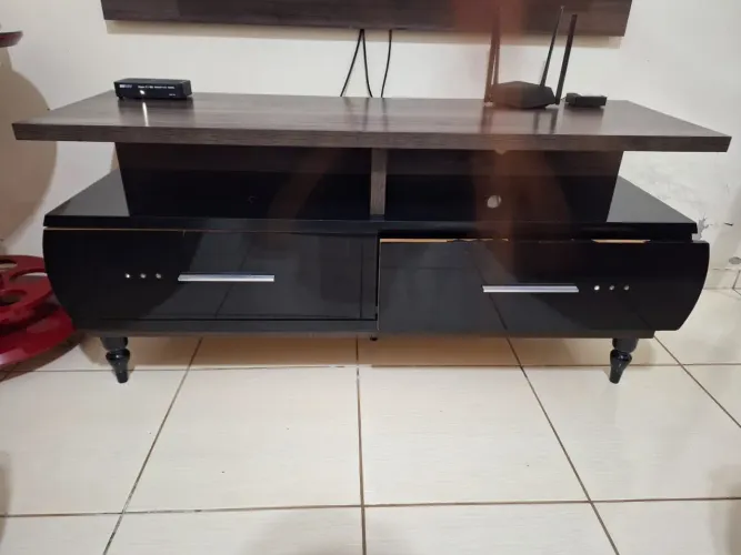 RACK PARA TV - FUNCIONAL E ESPAÇOSO