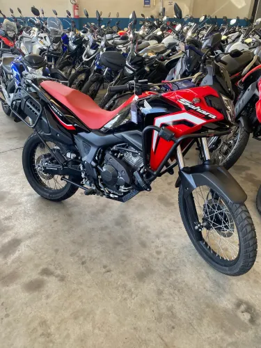 Honda Sahara 2025 300cc shalom veículos 