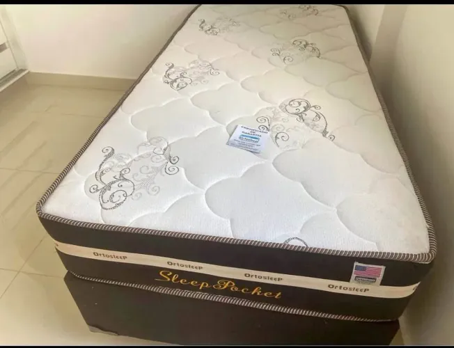 Cama solteiro com colchão confortável