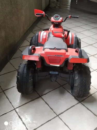 Quadriciclo Eletrico Infantil Peg-pérego Polaris Sportsman 700 Twin 12v Vermelho