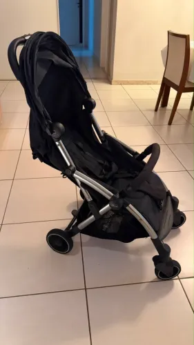 Carrinho de Bebê Chicco Cheerio Jet Black
