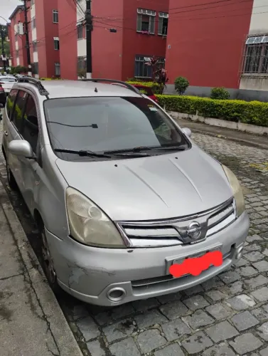 Nissan Livina Grand SL 1.8 16V Flex Fuel Aut. 2011