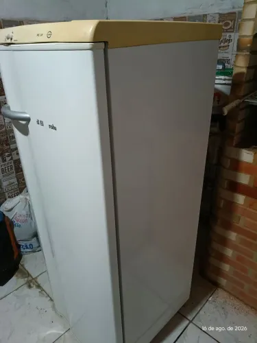 Geladeira funcionando perfeitamente R$400,00