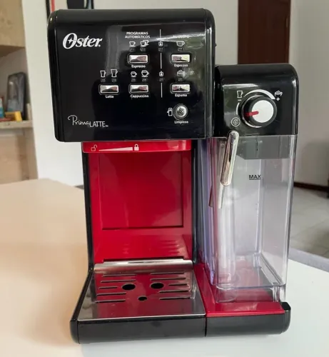 Cafeteira Oster Prima Latte