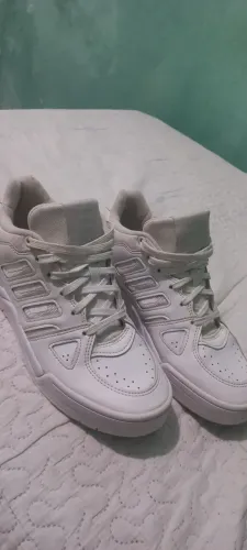 Tenis Adidas Mid City N38