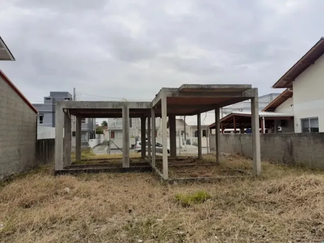 Terreno à venda no bairro Barra do Aririú em Palhoça/SC