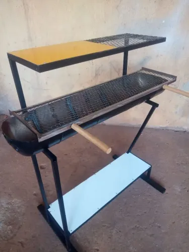 Churrasqueira de espetinho