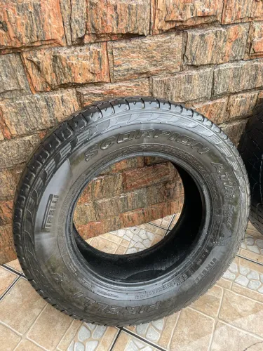 Pirelli 235/70R16