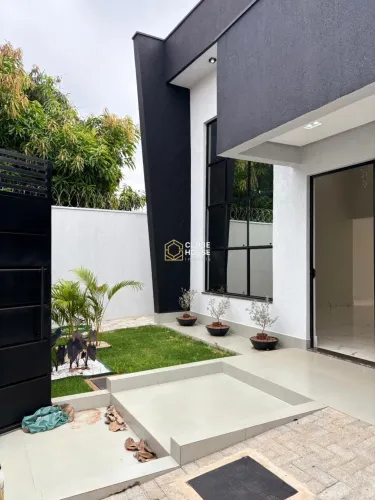 Casa a venda Parque Brasília - Anápolis - Lote 300m2 - Piscina