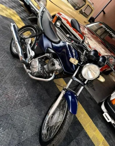 Moto cb 125